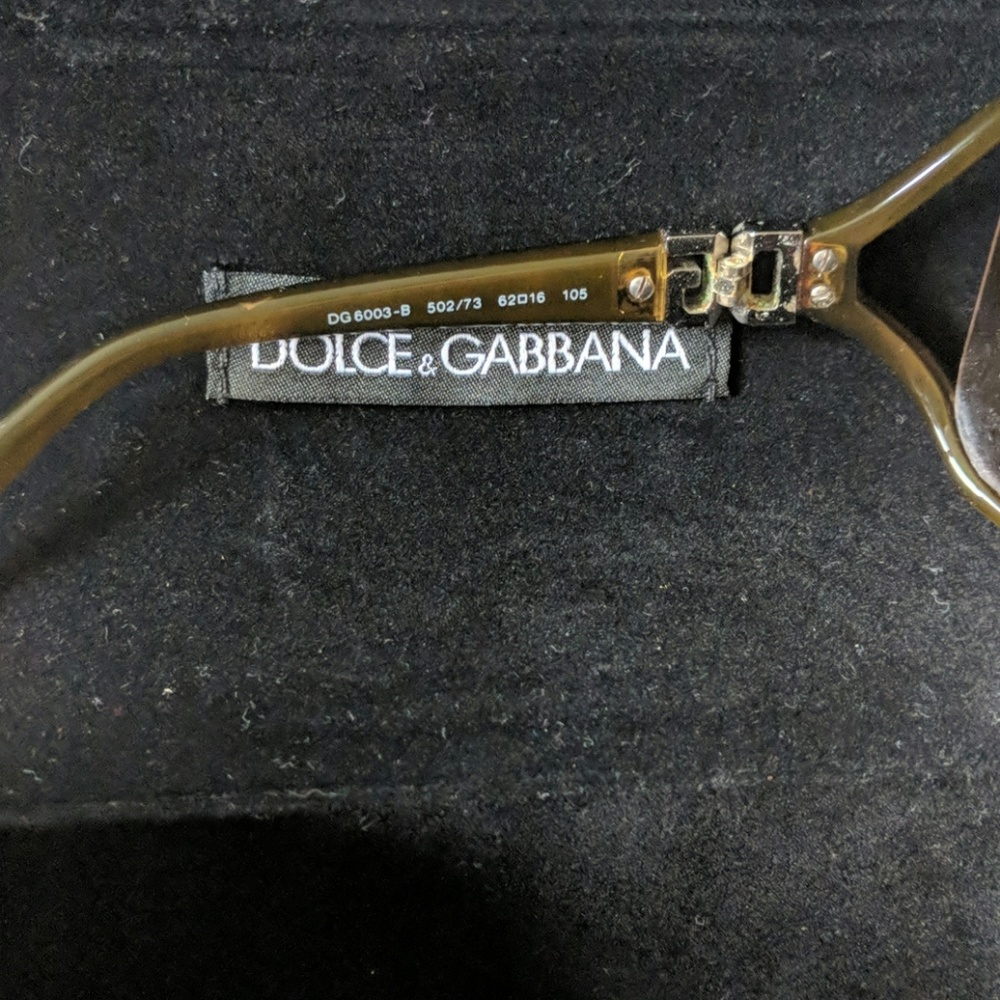 Authentic D&G Tortoise Shell Sunglasses - image 6